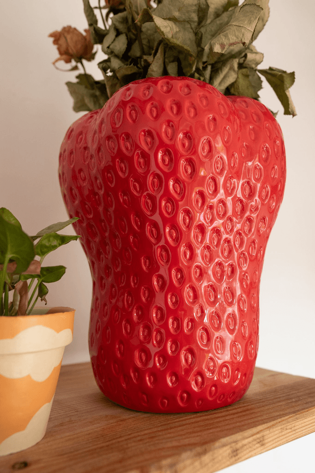 Strawberry Vase 🍓
