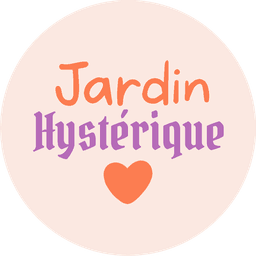 Plantes d’intérieur, pots peints et déco revalorisée à Lille. Jardin Hystérique : entre goth et dopamine, pour des intérieurs vivants.